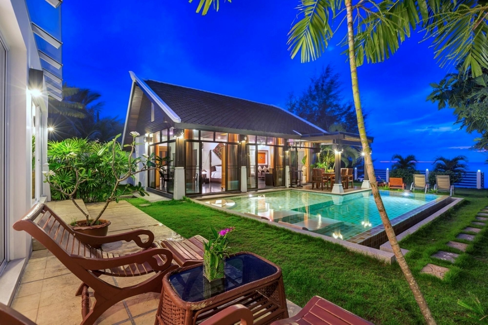 Emerald Sands - Beach Front 4 Bed Pool Villa Koh Samui Exterior photo